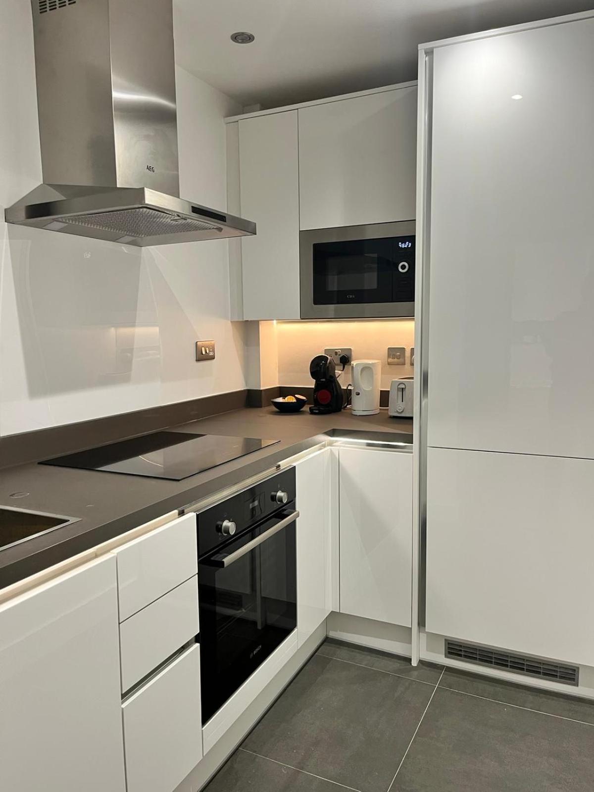 Cozy And Peaceful Apartment With Terrace In Hackney لندن المظهر الخارجي الصورة